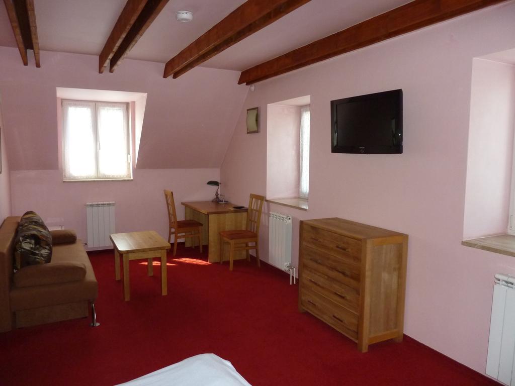 Hotel & Restaurant Na Frystatske